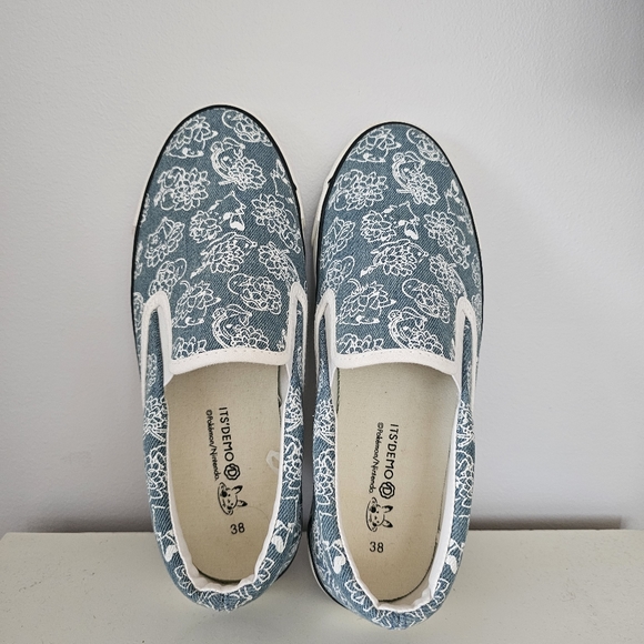 POKEMON x ITS DEMO Limited Collab Denim Pokemon Floral Pattern Sneakers - Picture 4 of 10